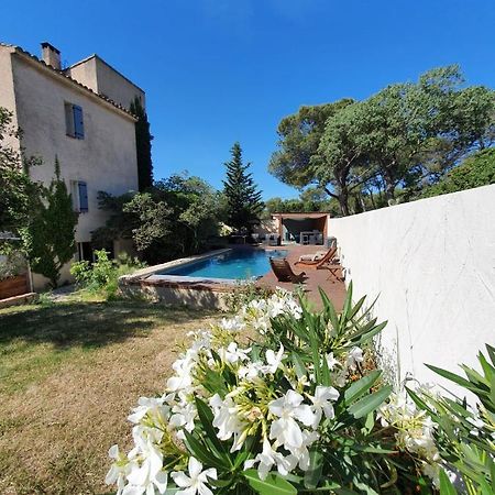 La Cigale Et La Fourmi Apartment Nimes Exterior photo